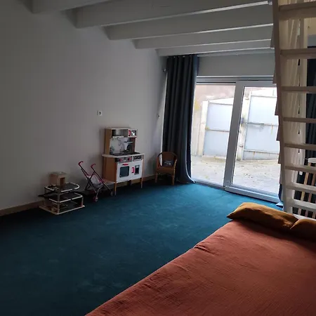 La Palmeraie Saintaise Hébergement de vacances Saintes